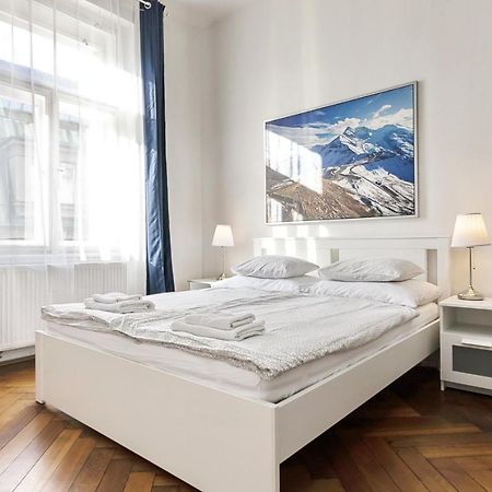 Aparthotel Wenceslas Πράγα Εξωτερικό φωτογραφία