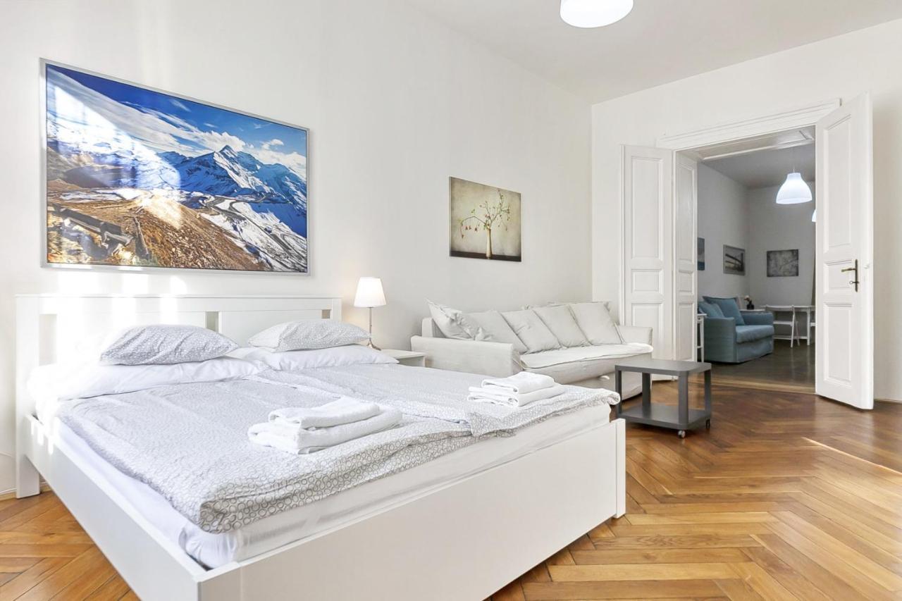 Aparthotel Wenceslas Πράγα Εξωτερικό φωτογραφία