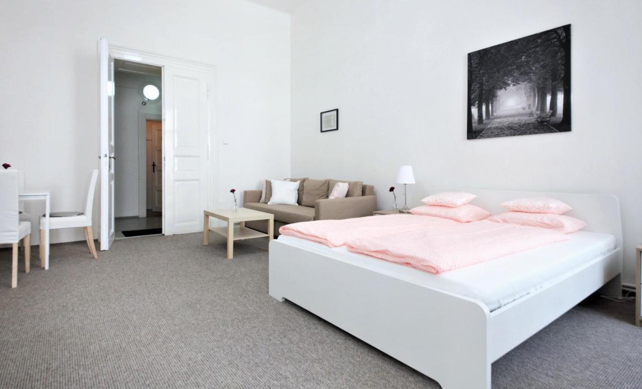 Aparthotel Wenceslas Πράγα Εξωτερικό φωτογραφία